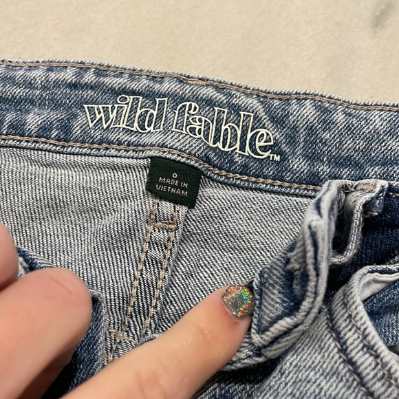 ACID WASH RIPPED JEANS - Picture 4 of 4